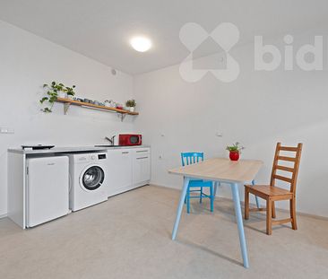 Pronájem bytu 1+kk 38 m² - Fotografie 2