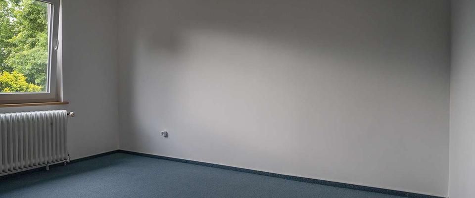 Helle 3-Zimmer-Wohnung mit Dachterrasse - Foto 1