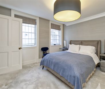 Chapel Street, SW1X - Photo 3