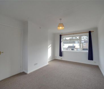 2 bedroom semi-detached house to rent - Photo 2