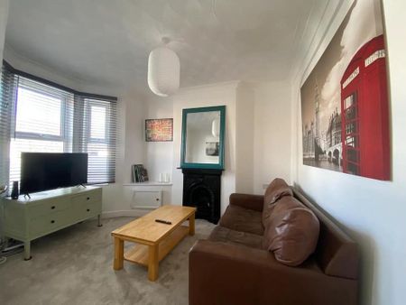 4 bedroom house to rent - Photo 2