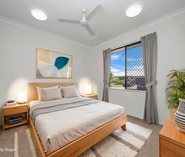 Modern 4-Bedroom Family Home in the Heart of Burdell - Photo 4