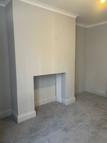 88 Collingwood Street, South Shields - Photo 4