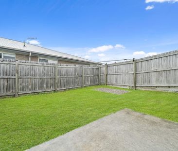 Comfy and Inviting 3 Bedroom Duplex in Park Ridge - Photo 4