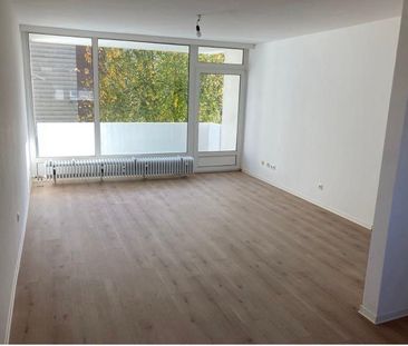Zentrale helle 3 Zi. Wohnung in Bad Salzuflen zu vermieten - Photo 3