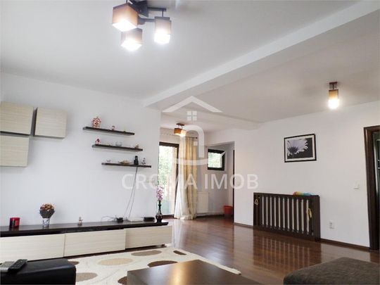 Inchiriere Casa 3 camere, curte proprie, zona Albert, Ploiesti - Fotografie 1
