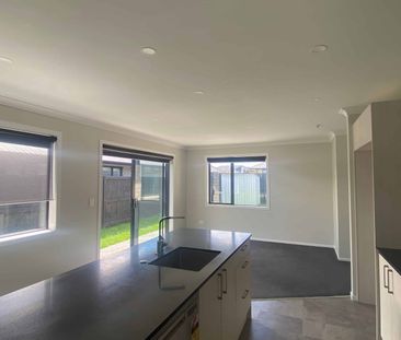 Available now in lockerbie - Photo 5