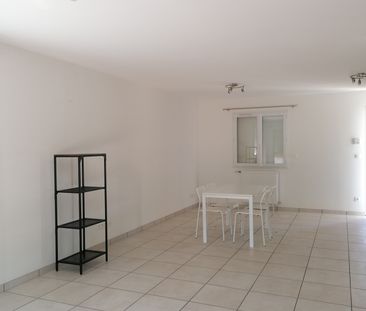 Location Maison 4 pièces 89m² CHAZAY D AZERGUES 69380 - Photo 1