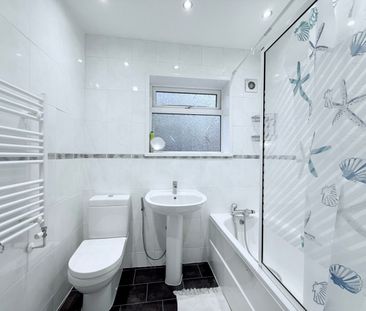 3 bed Mid Terraced House for Rent - Photo 1