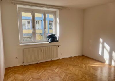 Helle 2 Zimmer Erdgeschoss Wohnung in zentraler Stadtlage. - Foto 1