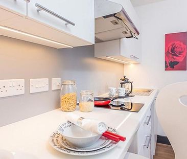 Studio to rent - Photo 6