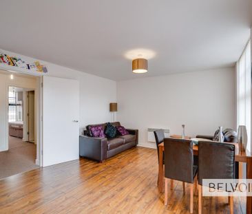 2 bedroom flat to rent - Photo 3