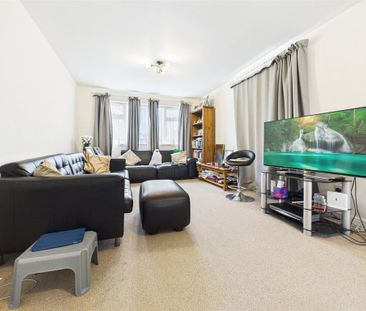 3 bedroom apartment to rent - Photo 4