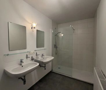 Ruim appartement met 2 slaapkamers op eerste verdieping - Foto 4