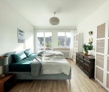 2-ROOM APARTMENT IN ZURICH – DISTRICT 2 NARROW, FURNISHED, TEMPORARY - Foto 2