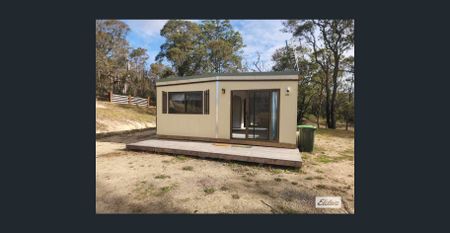 Charming Two-Bedroom Cabin with Stunning Mountain Views! - Photo 4