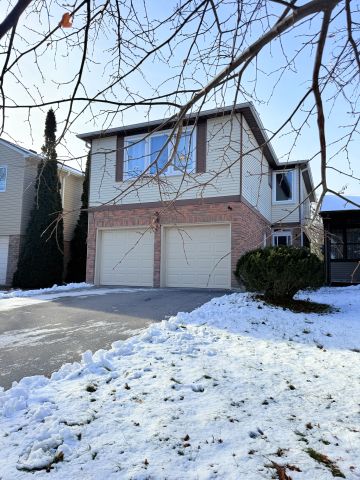 For Lease - 16 Madsen Crescent, Markham, Ontario - Photo 2