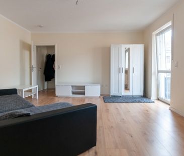 Wölfnitz - helle 1-Zimmer-Wohnung mit Einbauküche, Westbalkon und T... - Photo 1