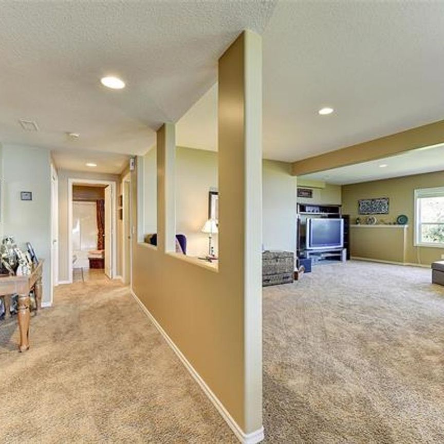 4 bed/3 bath West Kelowna with Lake & Vineyard View - Photo 1