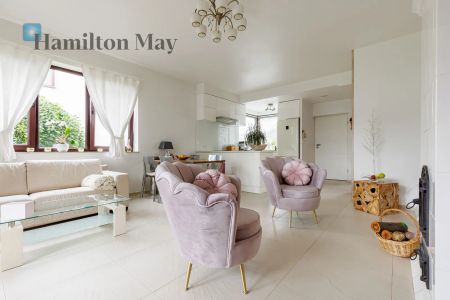 Dom w zabudowie bliźniaczej o powierzchni użytkowej 155 m2 z ogrodem na Wawrze - Photo 2