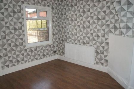 Nutgrove Road, St Helens, WA9 5PJ - Photo 2