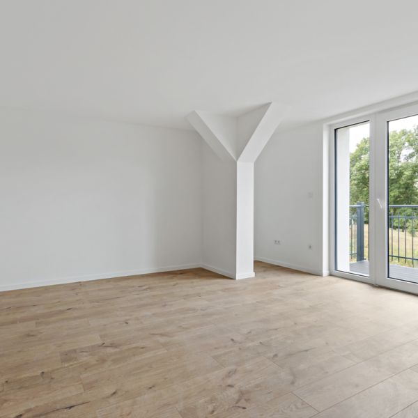 Kernsanierte 2-Raumwohnung direkt am Rosarium! Fahrstuhl, Balkon und Fußbodenheizung!!!! - Photo 1