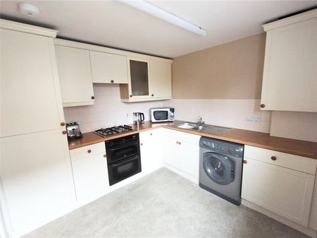 2 bedroom apartment to rent - Photo 3