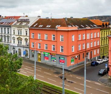 Pronájem podkrovního bytu 1+kk, 27 m - Photo 2