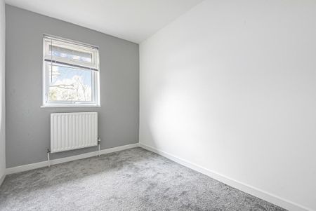 3 bedroom house to rent - Photo 3