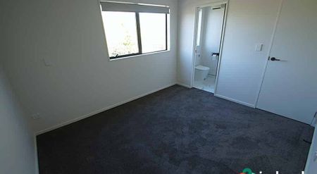 Finest Townhouse on Cross Street - Photo 2