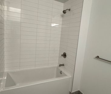 For Lease - 20 Soudan Avenue Unit# 1701, Toronto, Ontario - Photo 3