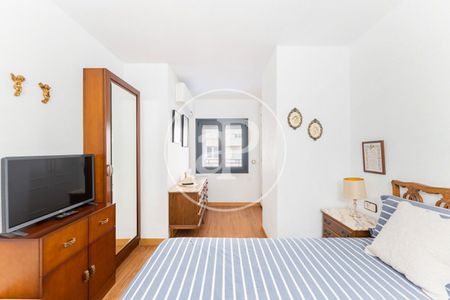 Piso de alquiler en Carrer de la Indústria, Santa Catalina - Photo 2