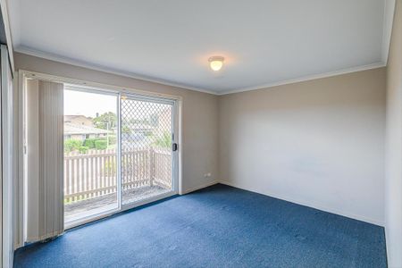 Spacious Townhouse In A Quiet Complex - Photo 3