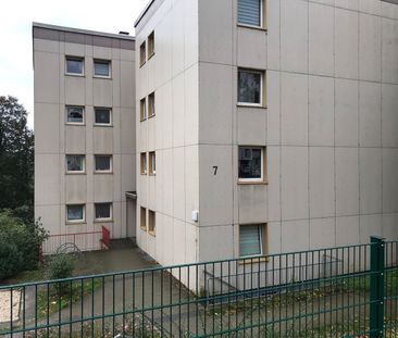 Gut geschnittene Wohnung in ruhigem Mehrfamilienhaus - Photo 1