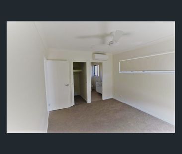 Comfortable Bayside Living in the Sought-After Ellabay Community - Photo 3