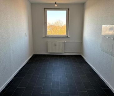**Frisch RENOVIERTE helle Wohnung mit WUNDERBARER AUSSICHT** - Foto 2