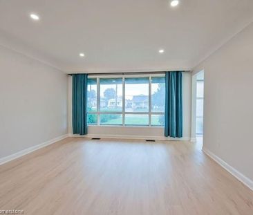 For Lease - 738 Mohawk Road Unit# Upper, Hamilton, Ontario - Photo 3