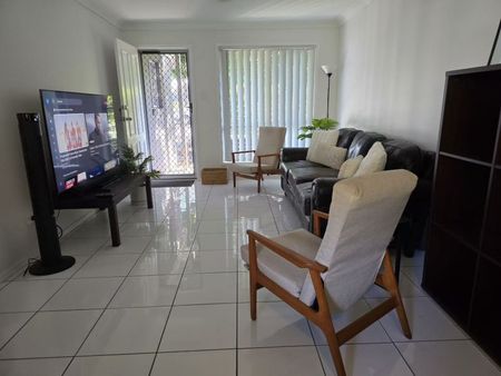 Beautiful Home with NO water bill! - Photo 5