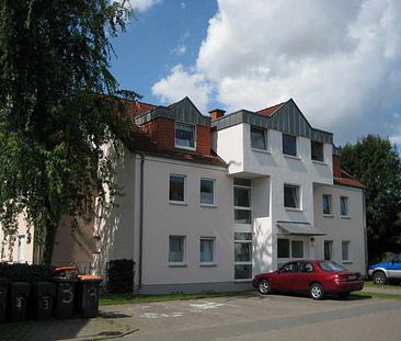 Wundervolle 2-Zimmer-Wohnung mit Balkon ins Grüne - Photo 1