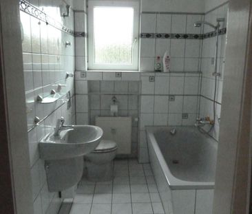 Essen-Frohnhausen - Mit Balkon und Gartenblick. Gegenüber Riehlpark. - Photo 2