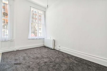 Raised ground floor studio flat in a great location - Photo 4