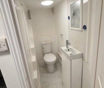 2 bedroom flat to rent - Photo 6