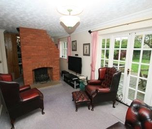 High Street, Barley, Royston, SG8 8HT - Photo 2