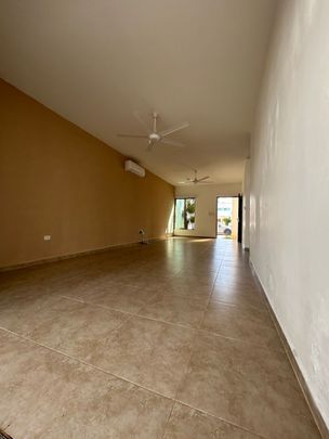 Renta de casa con alberca en privada residencial, Conkal, Merida Yucatan - Photo 1
