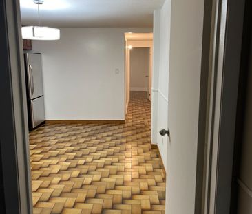 For Lease - 6 Romanway Crescent, Toronto, Ontario - Photo 1