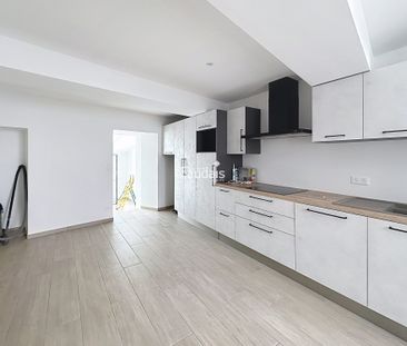 Location Maison 4 pièces 76m² ST LO 50000 - Photo 2