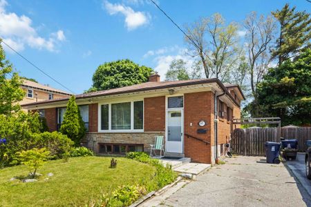For Lease - 143 Rodda Boulevard, Toronto, Ontario - Photo 5