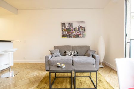 Appartement à louer rue de Longchamp, Paris 16ème - Photo 4
