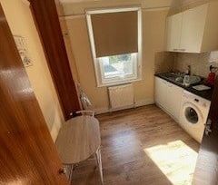 Studio Flat, Mount Pleasant Road, N17 - Photo 1