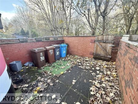 2 bedroom terraced house to rent - Photo 5